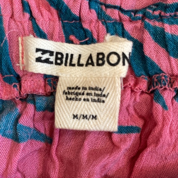 Billabong “No worries” convertible top size M. - Picture 2 of 2